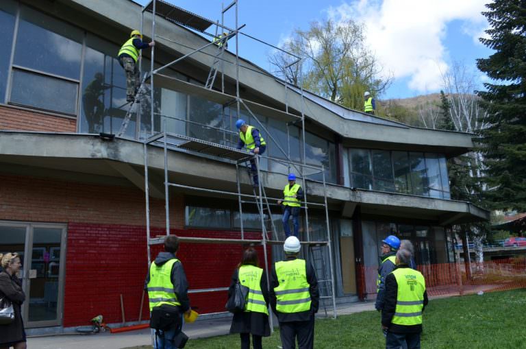 ЕУ ПРОГРЕС финансира ремонта на покрива на Центъра за култура в Босилеград