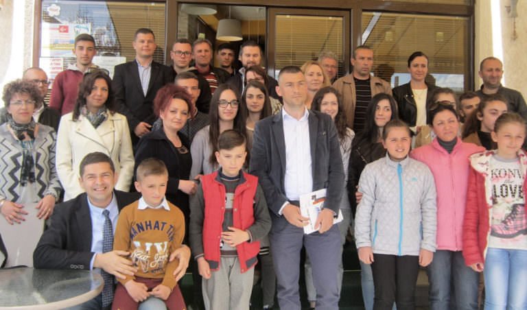 Д-р Милен Врабевски на посещение на българската общност в Албания