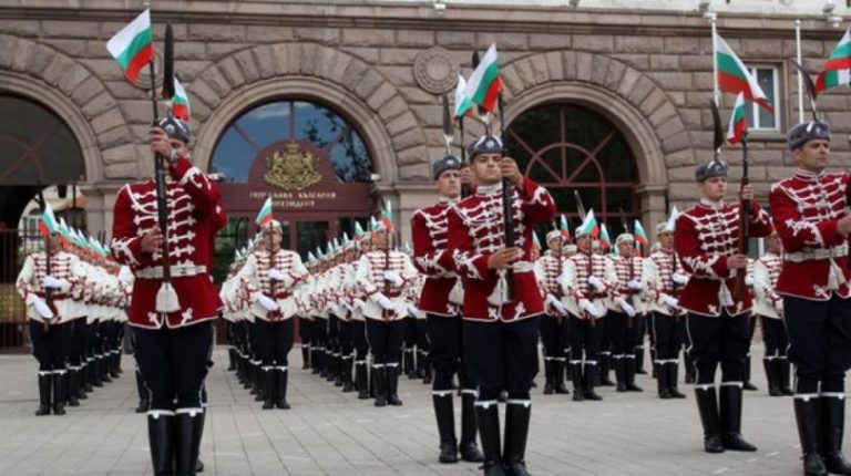 12 юли – Празник на националната гвардейска част