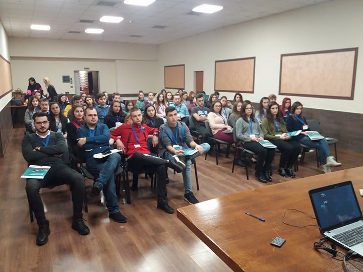 Петдневния семинар в София започна успешно