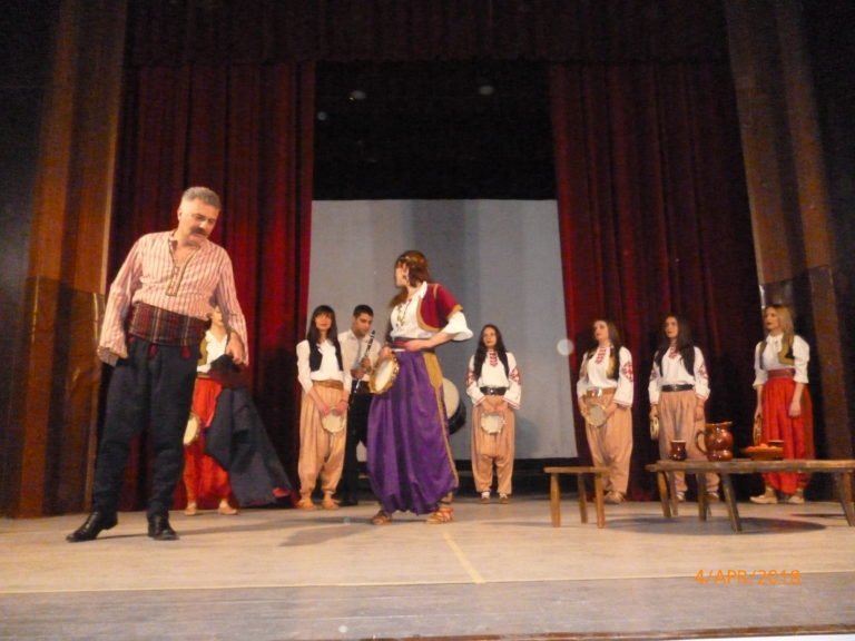 В Културния център в Босилеград беше представен театър „Беше моје: Коштана –жал за младост“