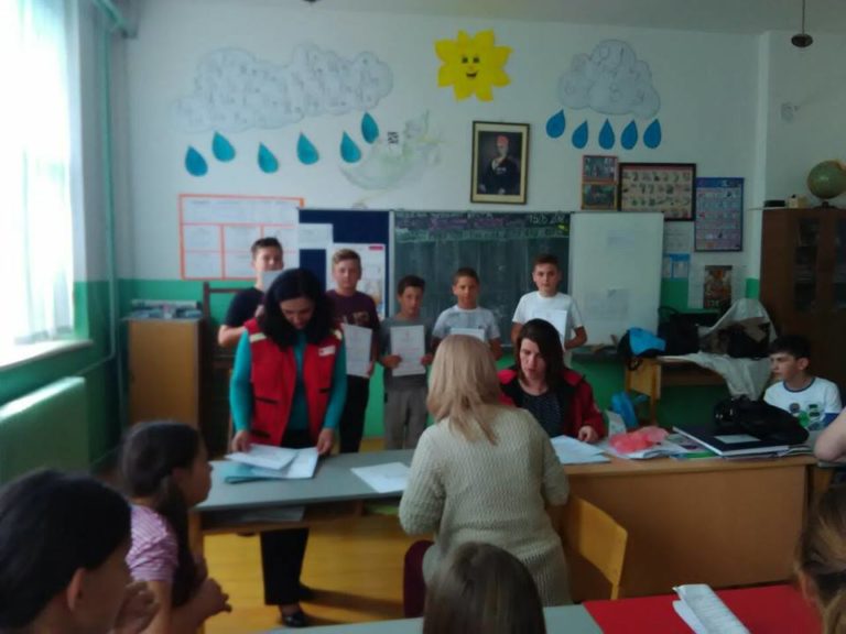Червеният кръст организира викторина в Основното училище „Георги Димитров“