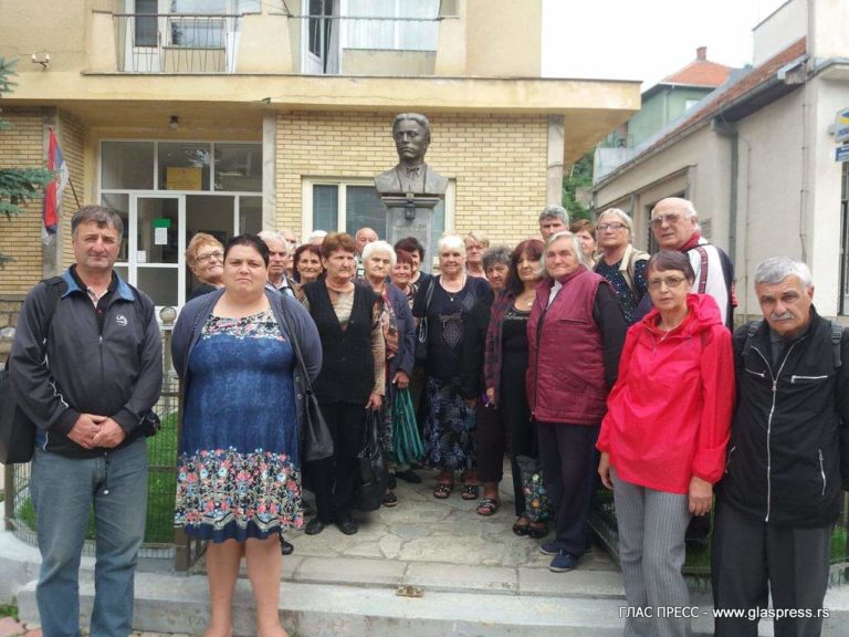 КЮСТЕНДИЛЦИ ПОЧЕТОХА РОЖДЕНАТА ДАТА НА ЛЕВСКИ В БОСИЛЕГРАД