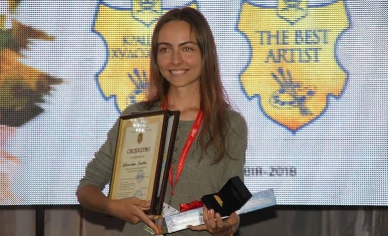 Българката от Измаил  Злата Шишман  втора в  номинацията «най-добрият художник в Украйна»