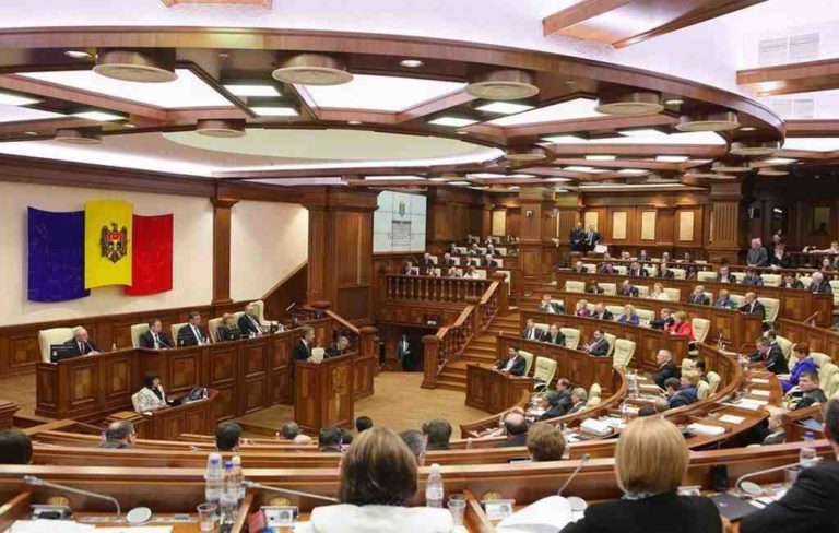 Денят на отворените врати в Парламента на Република Молдова