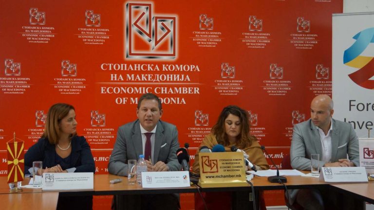 Чуждестранните инвеститори в Македония с подкрепа за референдума