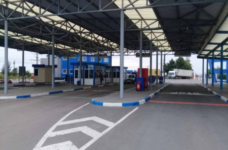В коледна нощ молдовската митница са преминали над 30 хиляди души