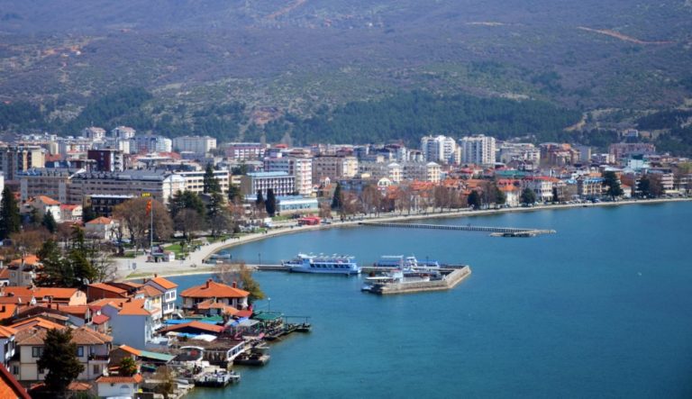 Започнаха почивните дни в Северна Македония по повод Великден