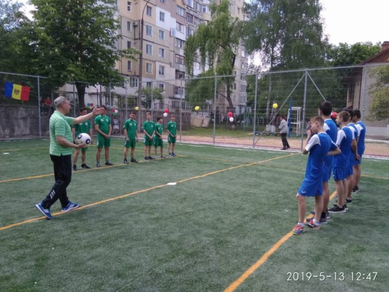 Българският лицей в столицата на Молдова има нова спортна площадка