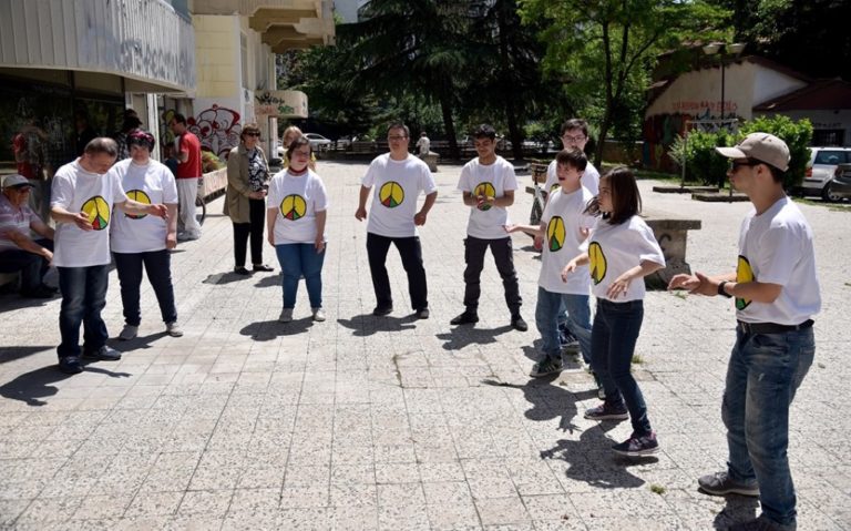 В Северна Македония бе открит първият дневен център за деца със синдром на Даун