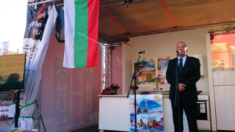 Посолството на Р. България в Белград взе участие във фестивала “Фууд Планет 2019” в Сърбия