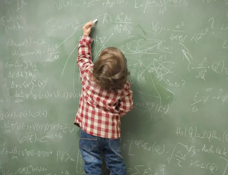 PISA и наклонената кула на образованието