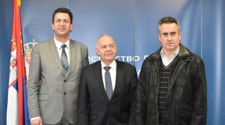 Oфициална церемония по подписване на споразумение за предоставяне на безвъзмездна финансова помощ от правителството на България с Гимназията в Босилеград
