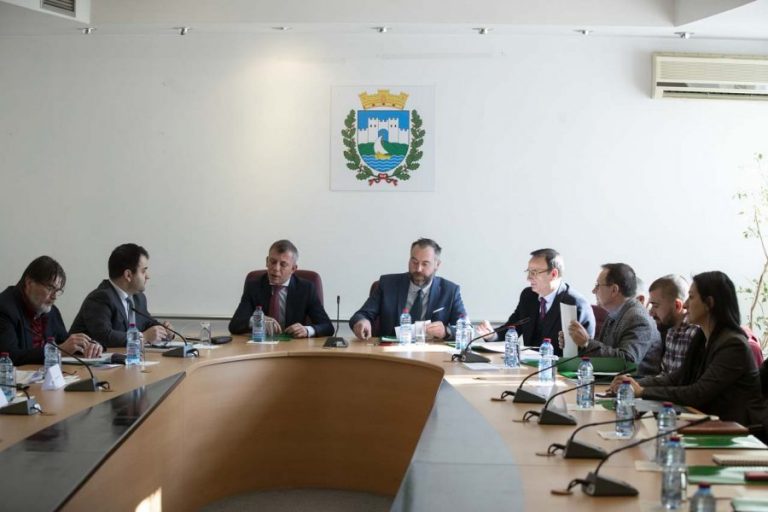 Северна Македония и Албания създадоха съвместен комитет за управление на района на Охридското езеро