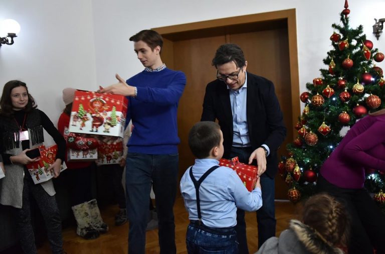 В Северна Македония беше отбелязан празникът Бъдни вечер