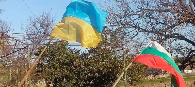 “Ще оцелеем и без България…”