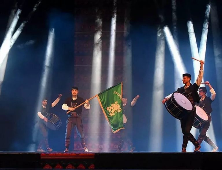 Денят на българския фолклор – 22 юни, ще бъде отбелязан с концерт-спектакъла „Време за фолклор“ на „Платформа А6“ до НДК