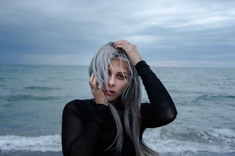 Вижте новото музикално видео на Виктория, която ще ни представи на Евровизия 2021