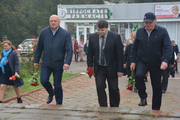 В Тараклия отдадоха почит към  делото на просветители, възрожденци и борци за духовна независимост на България