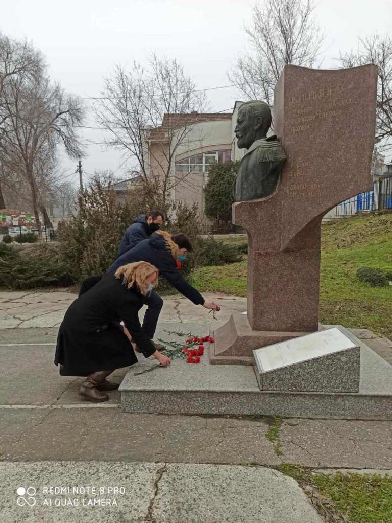 В Тараклия почетоха паметта на българския революционер и офицер Олимпий Панов