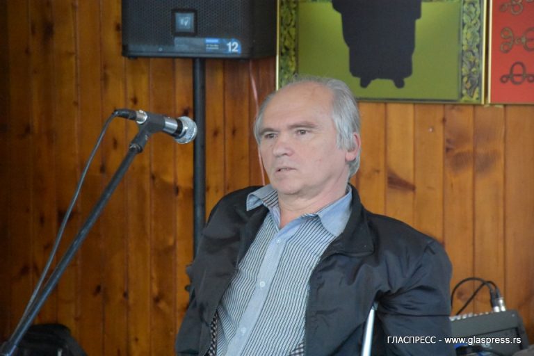 Интервю с Иван Николов, правозащитник, публицист, поет, общественик.