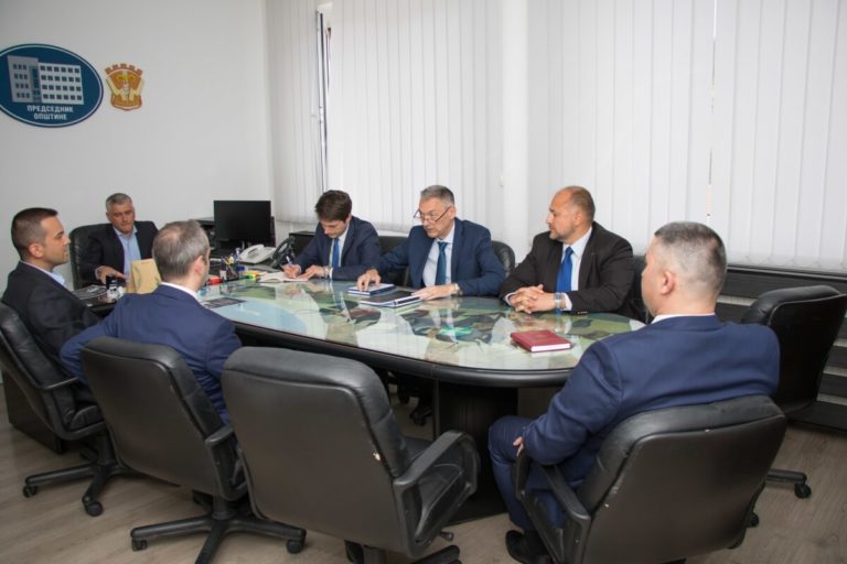 ВИДЕО: Посланикът на Р България в Белград Петко Дойков и генералният консул в Ниш Димитър Цанев посетиха Цариброд