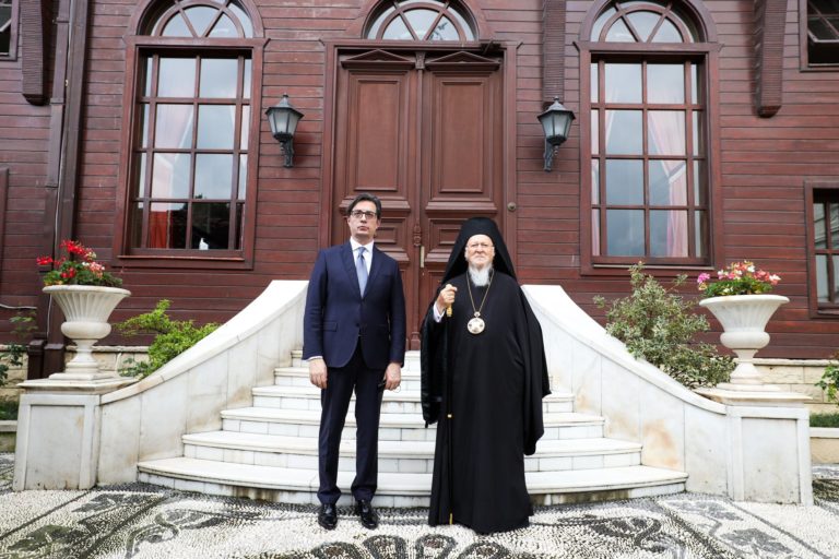 Президентът на Северна Македония в Истанбул проведе среща с г.г. Вартоломей – патриарха на Вселенската патриаршия