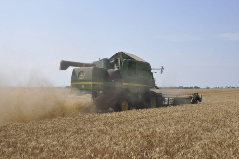 Земеделците от Одеска област  събраха първия милион тона зърно