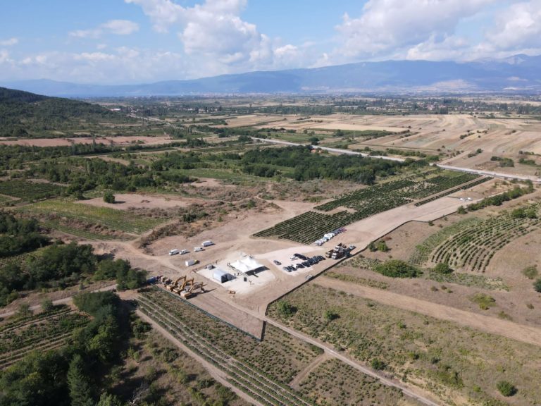 В Северна Македония започна изграждането на електропроводната линия до Албания, която е част от енергийния коридор №8