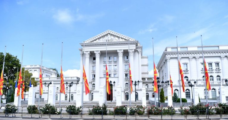 Четиринадесет се жертвите от пожара в болницата в Тетово – обявен тридневен траур в Северна Македония