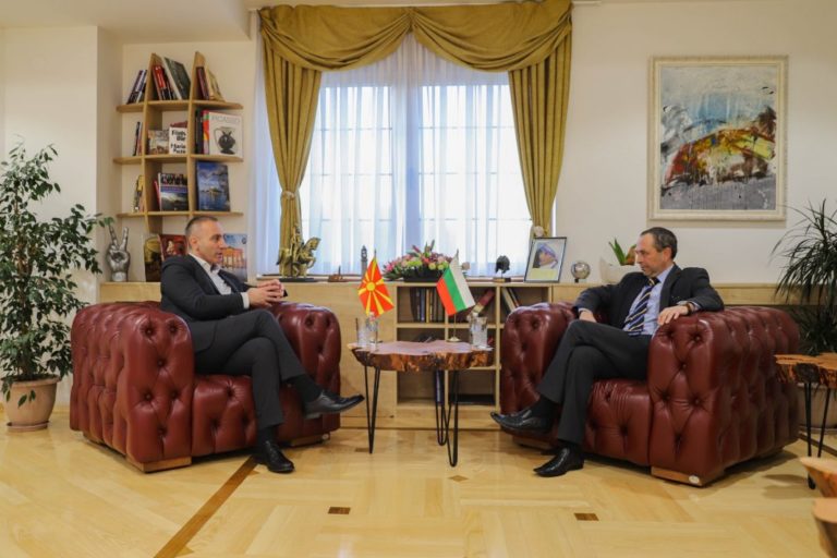 Българският посланик в Скопие проведе среща с вицепремиерът на Северна Македония и говореше за македоно-българските отношения
