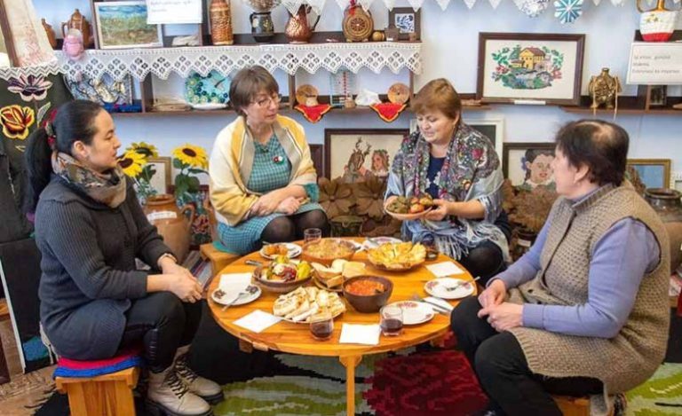 Украински етнографи изследват български и гагузки  традиции в Бесарабия