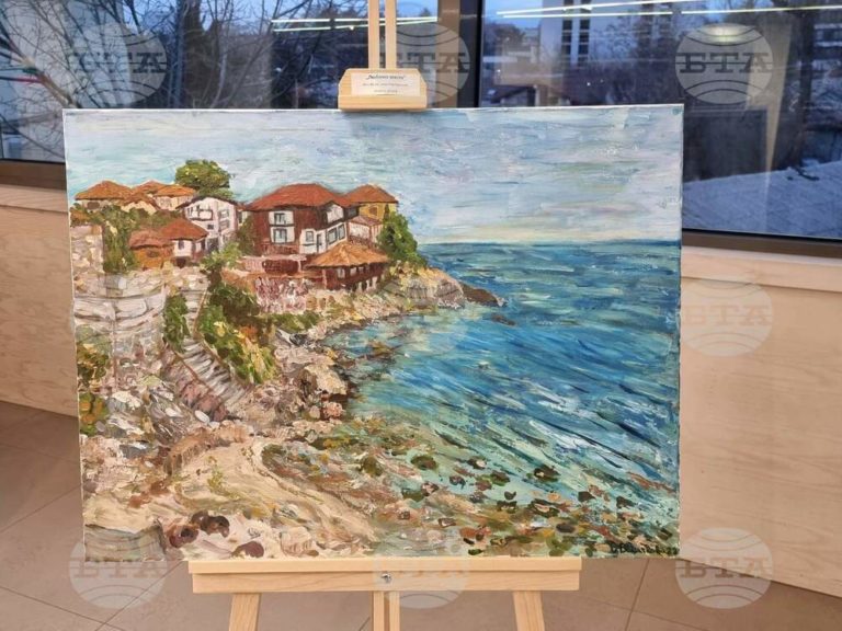 Изложба „Морски приказки“ на Весела Величкова откриха в Българския културно-информационен център в Скопие