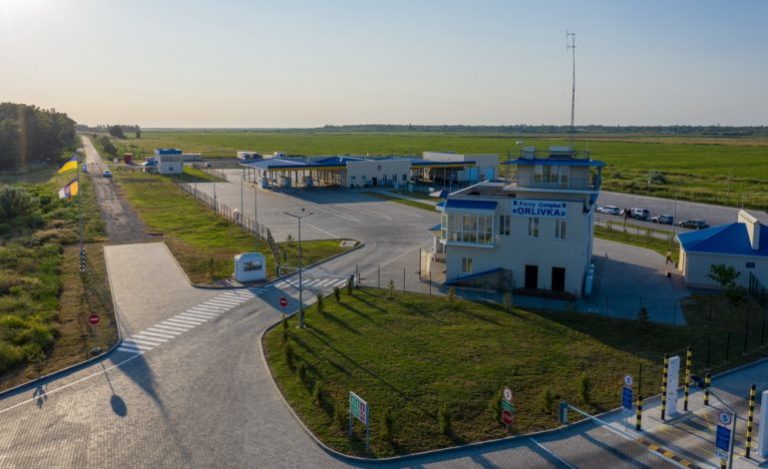 На ферибота „Орловка-Исакча“ ще се въведе допълнителен нощен рейс