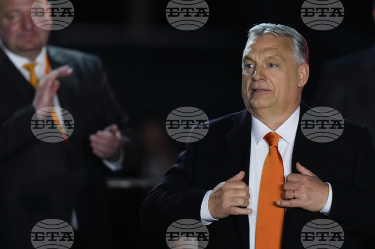 Виктор Орбан обяви победа на изборите в Унгария, която може да бъде видяна „от Луната… и от Брюксел“