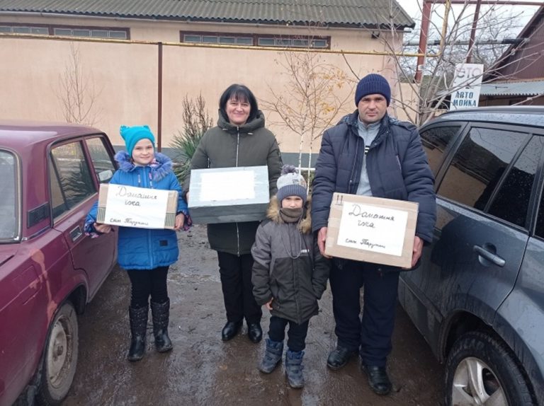 Българско семейство от Тарутино приготви домашни ястия за войници