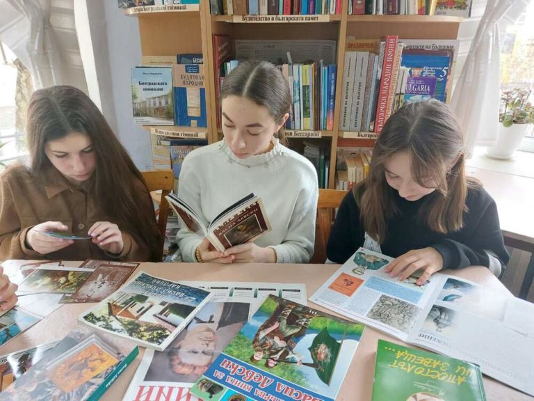 С видеоклип за Васил Левски отбелязаха годишнината от гибелта му ученици в Болград