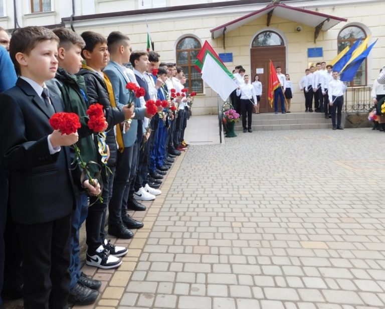 В Болградската гимназия отбелязаха годишнината от рождението на Георги Раковски