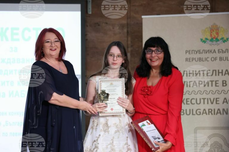 Награждават в София победителите от творчески конкурси за деца от българските общности в чужбина