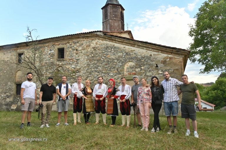 Успешно приключи първото издание на фотопленера „Босилеград преди и сега” (Видео)