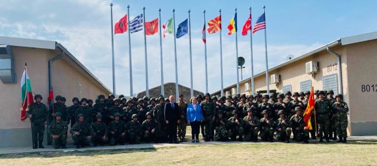 Министрите на отбраната на България и Северна Македония проведоха среща и посетиха военнослужещи от двете държави