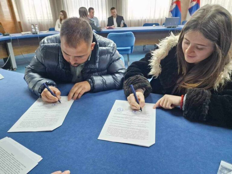 Млада семейна двойка от Босилеград започва нов живот в село Бресница