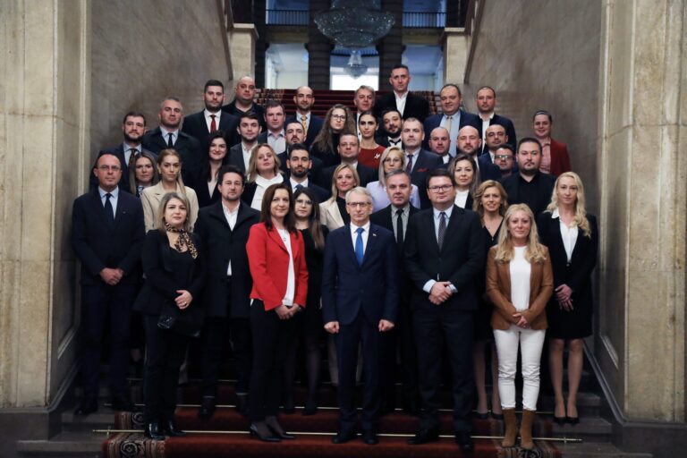 Българският премиер и български политици посрещнаха млади политически лидери от България и Северна Македония