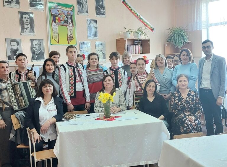 Интерактивни методи в обучението бяха във фокуса на семинар на преподавателите по български език в район Тараклия