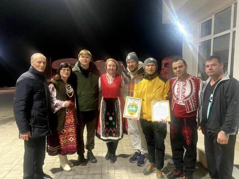 С българско гостоприемство посрещнаха в Тараклия участниците на ултрамаратонска щафета „Рубикон“ Кишинев – Букурещ