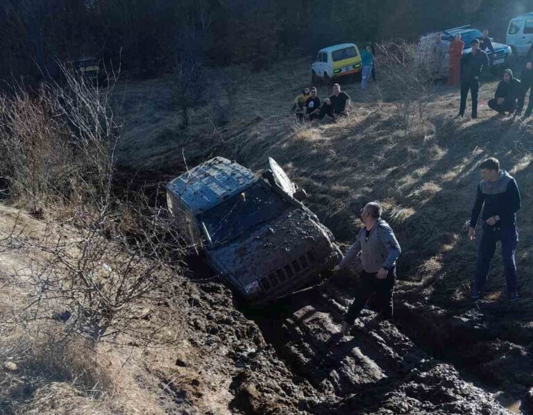 Босилеградските екипижи с достойно предсравяне на OFFRoad увикенда в град Търговище