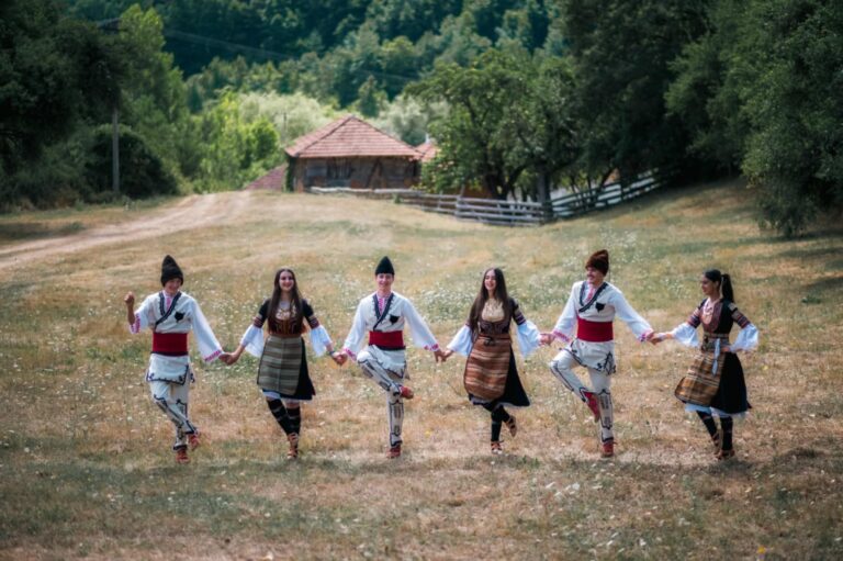 Второто издание на Фотопленерът „Босилеград преди и сега” завърши с презентация от заснети моменти от живота и красотата на региона