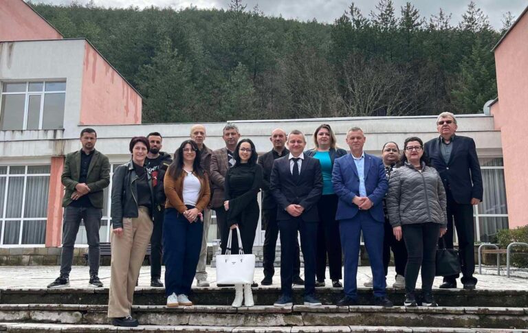 Югозападният университет „Неофит Рилски организира обучителен семинар за българските общности от Сърбия, Северна Македония и Албания