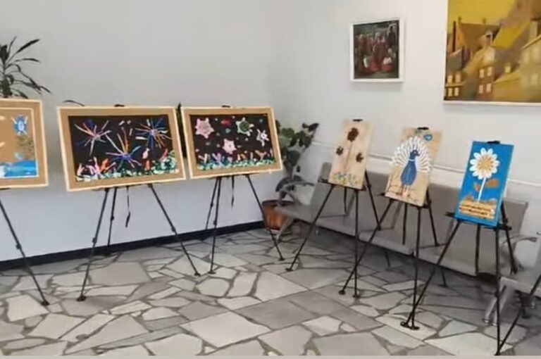 Ученици от Основното училище в Босилеград гостуват с изложба в Кюстендил