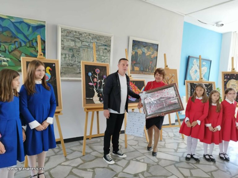 С изложба на босилеградски ученици бе поставено началото на празнествата по повод 205-години ОУ „Св. св. Кирил и Методий“ в Кюстендил